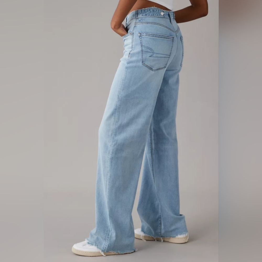 American Eagle Outfitters Stretch Jeans - Picture 2 of 8